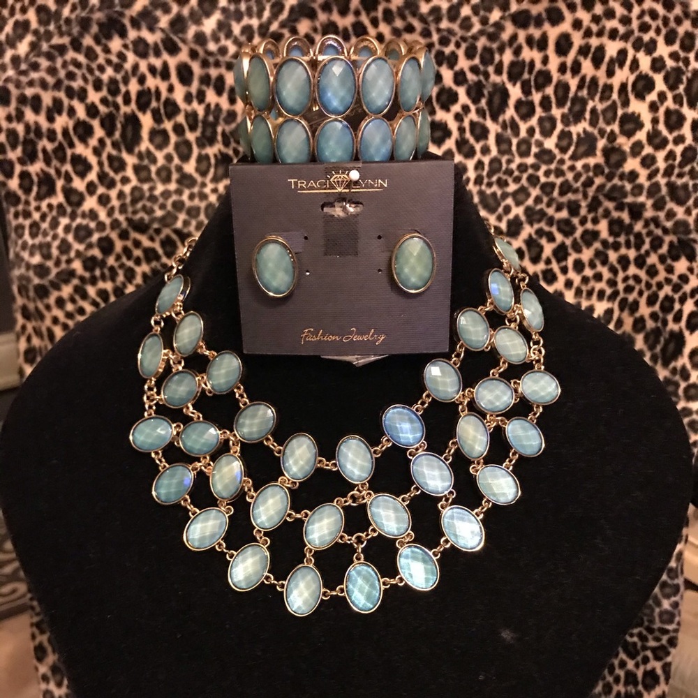 Necklace, bracelet, earrings set